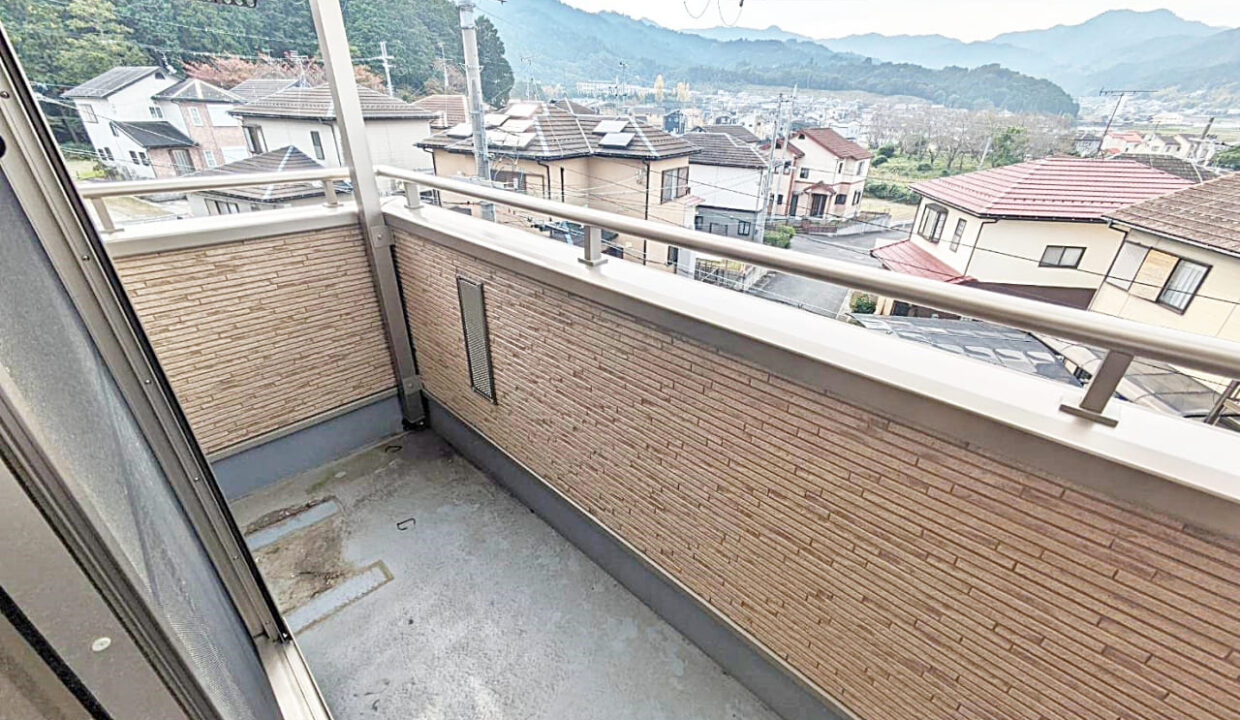 Casa em Konan por 56 mil mensais (1)